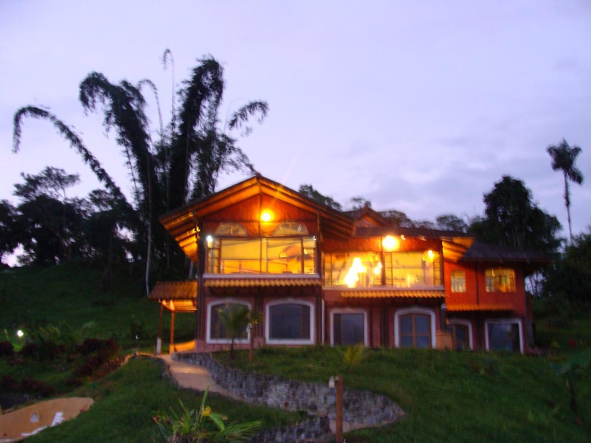 Hosteria "El Encanto" San Miguel de los Bancos Buitenkant foto