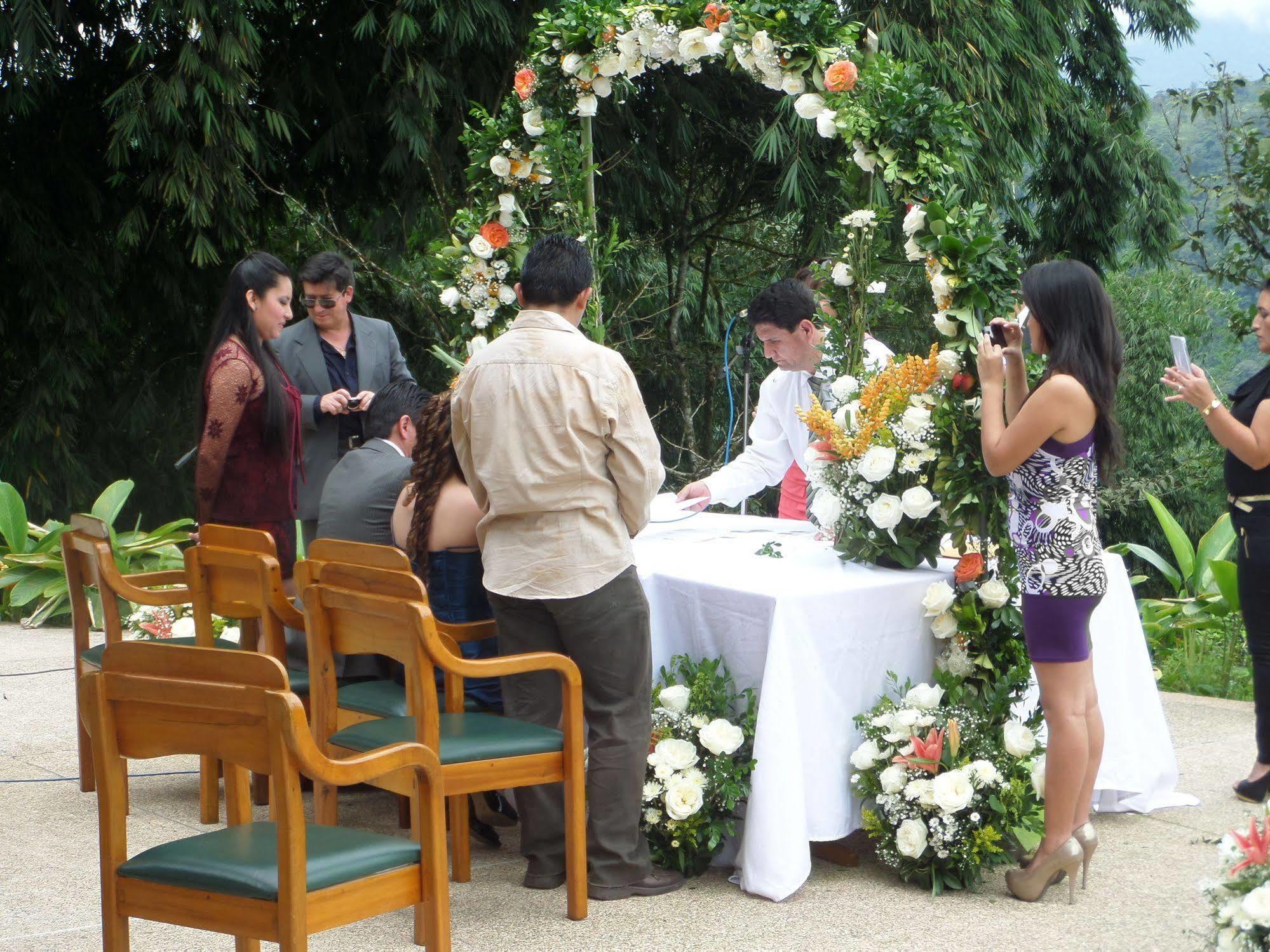 Hosteria "El Encanto" San Miguel de los Bancos Buitenkant foto